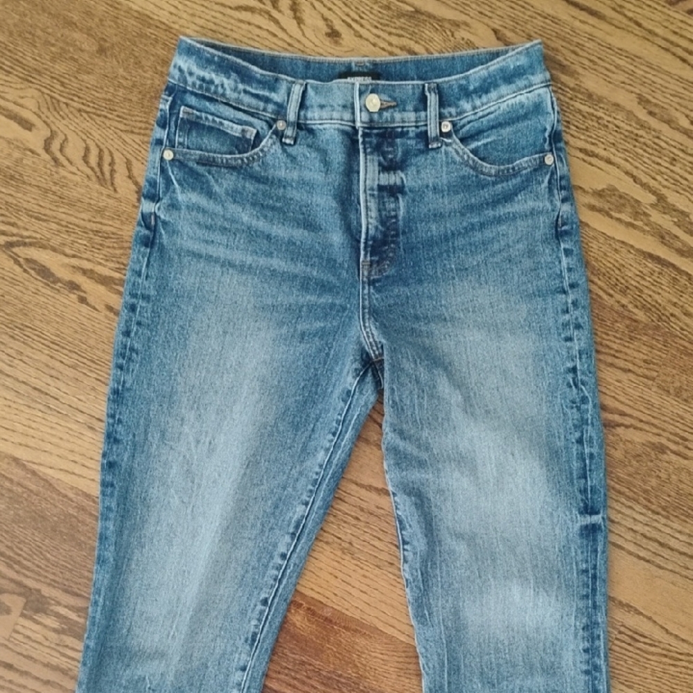 Express Women's Light Blue Ankle Jeans